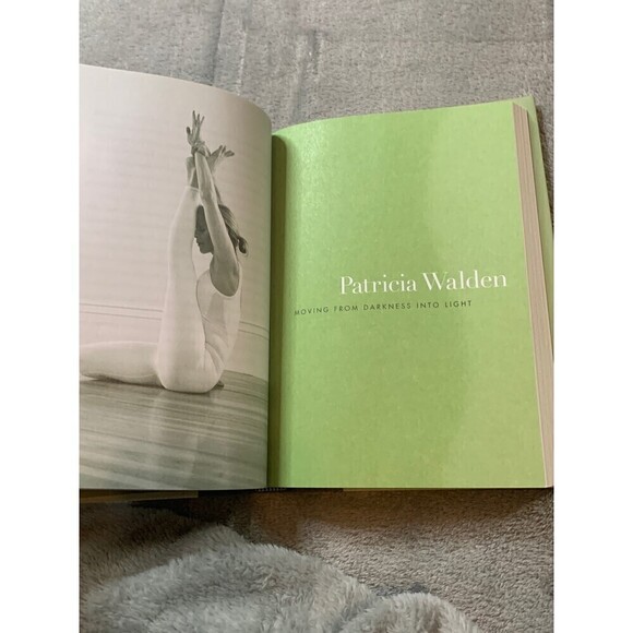 YOGA and Meditation Book - Picture 5 of 7